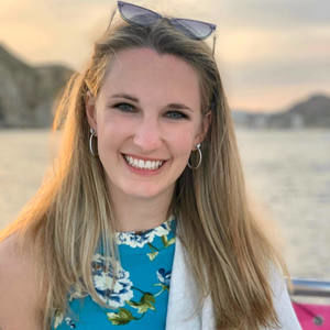Meet your Posher, Lauren